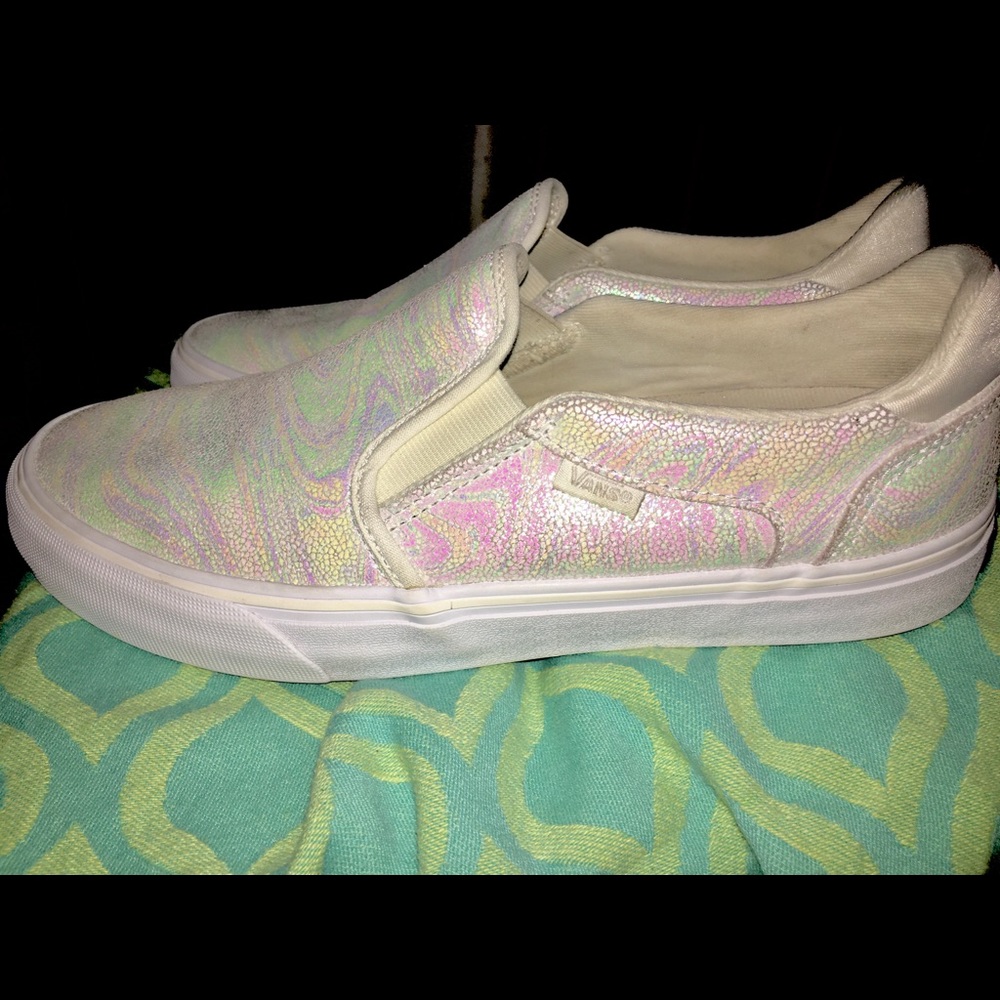Woman’s Vans ( deluxe comfort) size 10